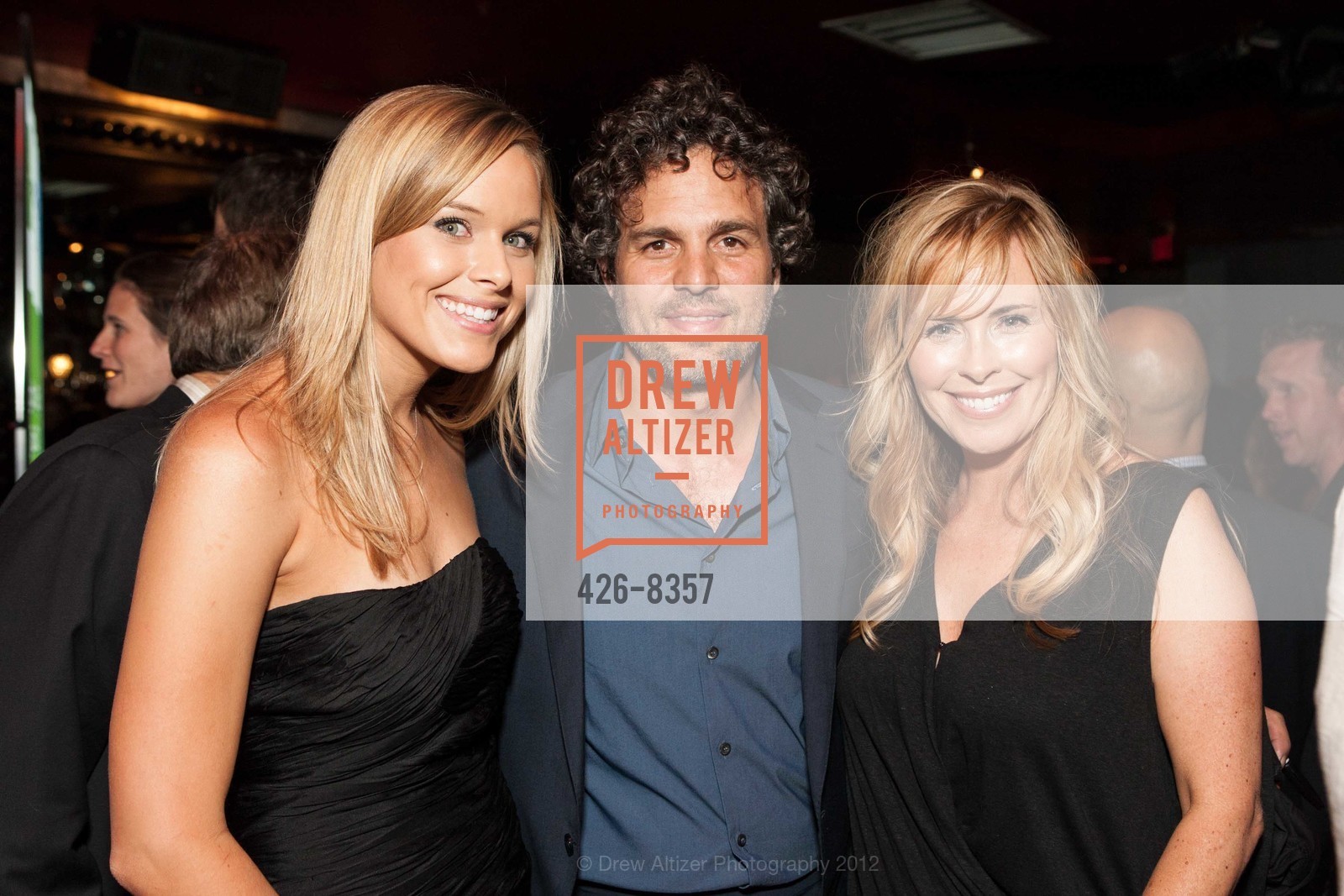 Taylor McFadden, Mark Ruffalo, Christine Legg, EMPOWERED BY THE LIGHT'S 2nd Annual Light Up the Night, US, June 21st, 2012, Photo #426-8357 Taylor McFadden, Mark Ruffalo, Christine Legg, Photo #426-8357