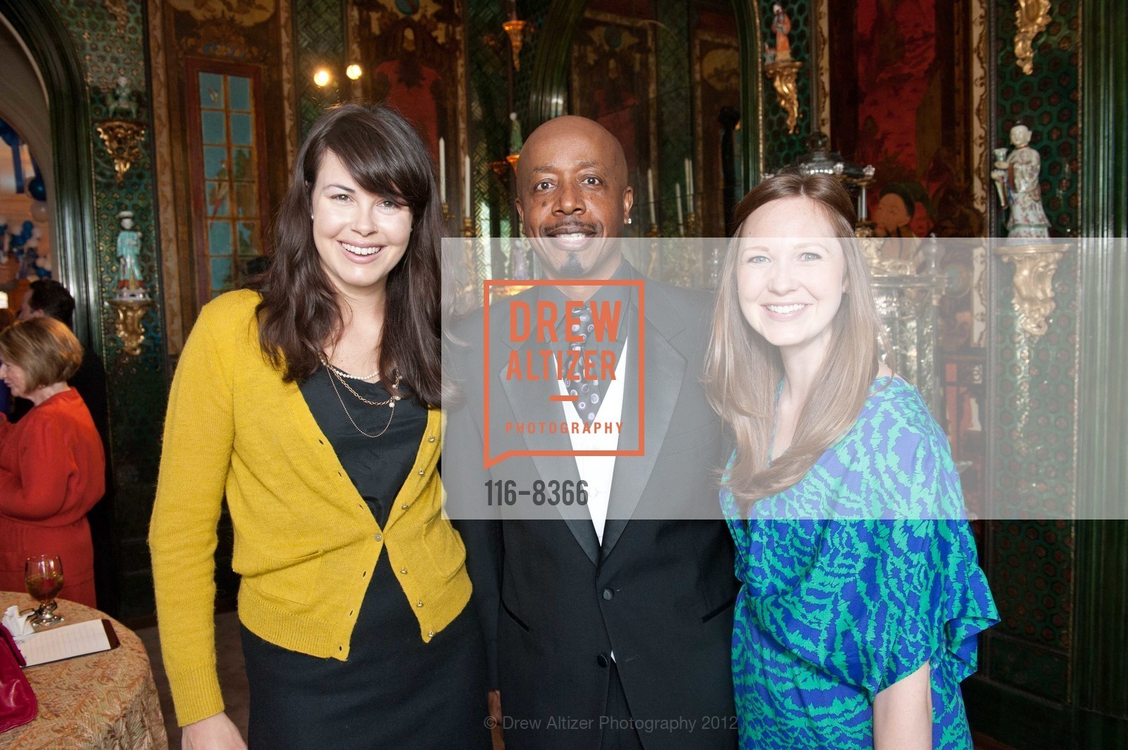 Maggie Hake, MC Hammer, Megan Schmidt, Gordon and Ann Getty Host the 2012 SNUGGLY SOIREE Benefiting the Glogau Teddy Bear Rescue Fund at UCSF Benioff Childrens Hospital, US, March 22nd, 2012, Photo #116-8366 Maggie Hake, MC Hammer, Megan Schmidt, Photo #116-8366