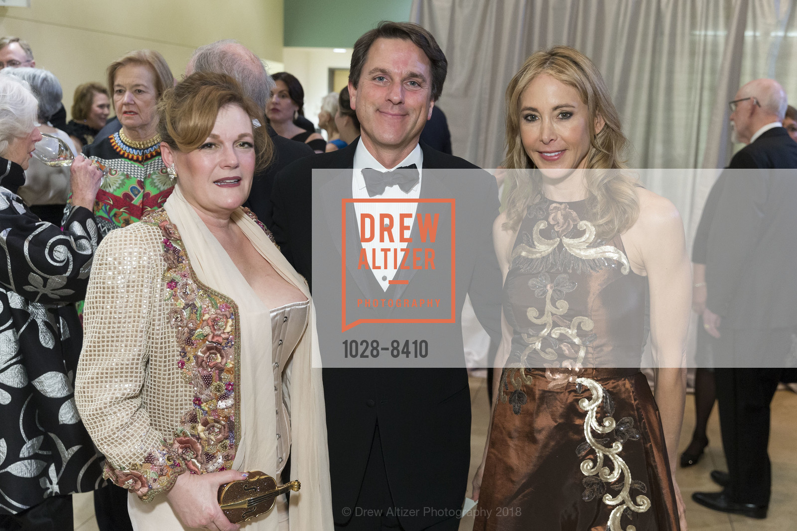 Jennifer Raiser, Gregory Malin, Eileen Blum-Bourgade, Photo #1028-8410