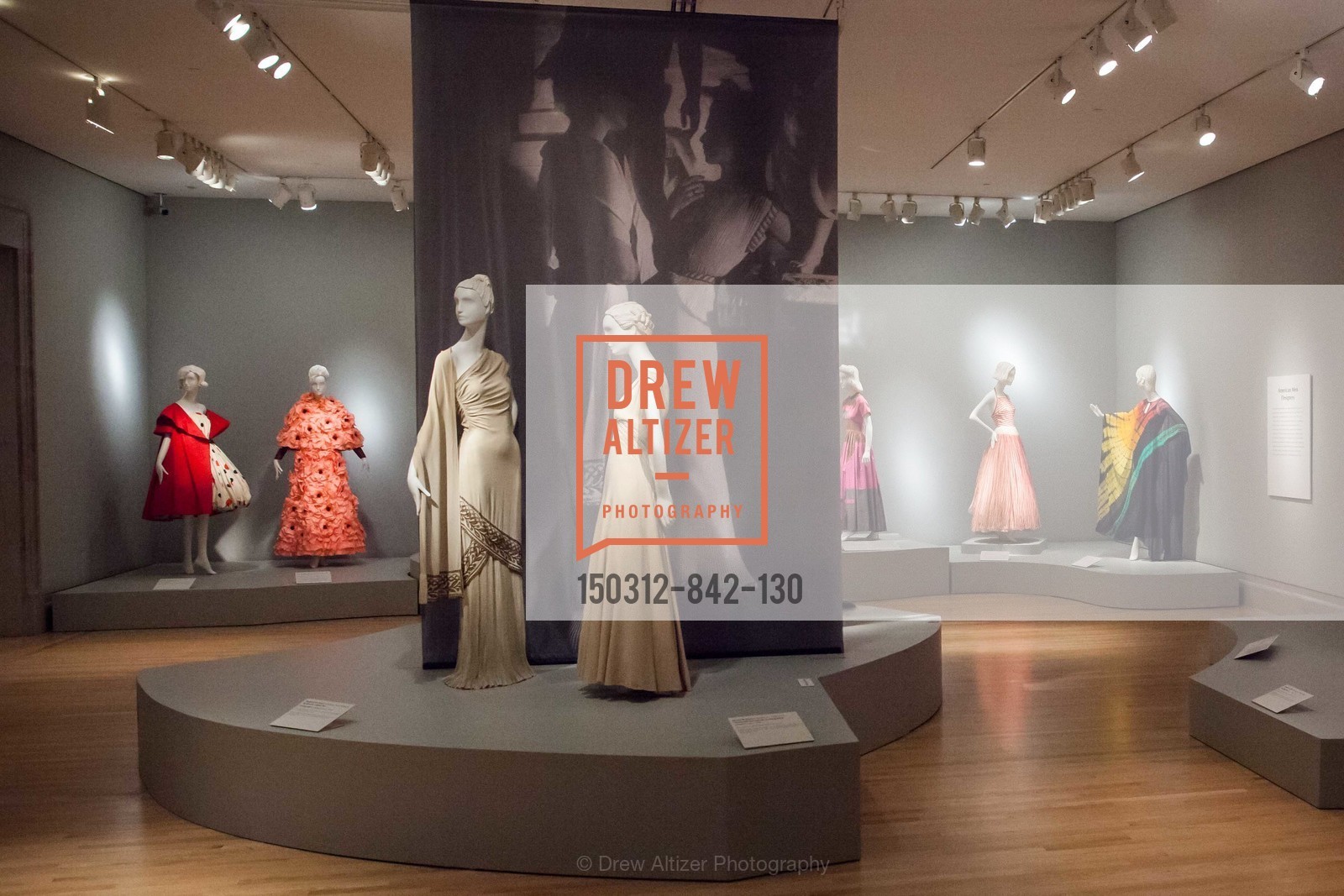 Exhibition at HIGH STYLE: The Brooklyn Museum Costume Collection Press ...