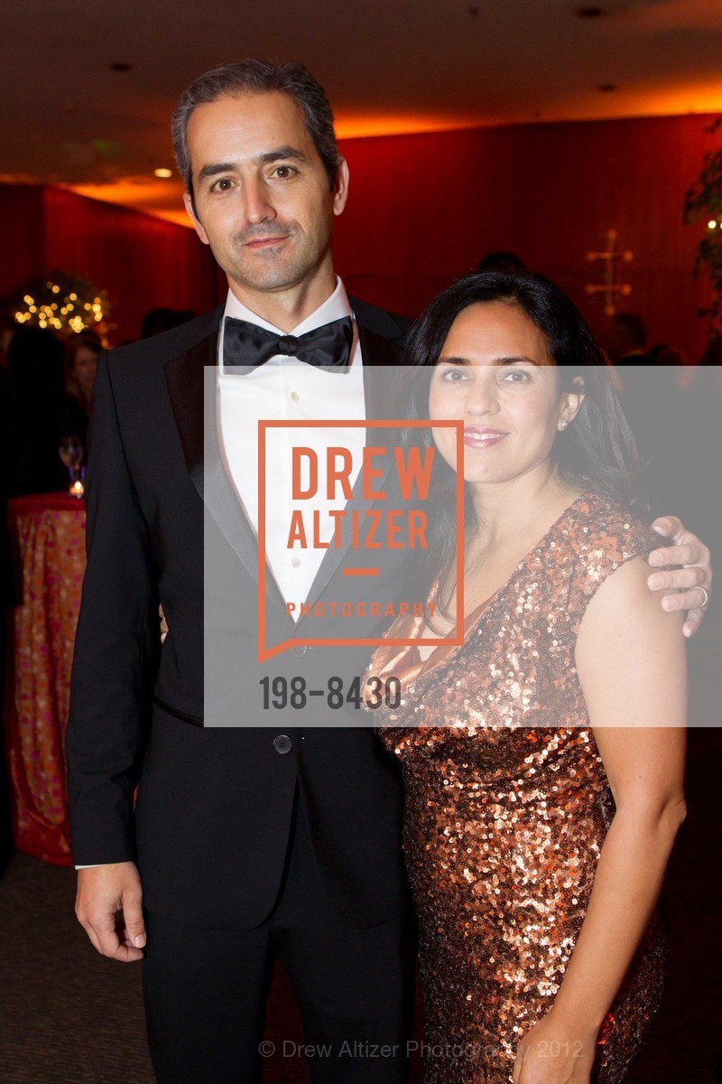 Richard Jackson, Beatriz Mejia, BOALT HALL'S Centennial Gala, US, November 9th, 2012, Photo #198-8430 Richard Jackson, Beatriz Mejia, Photo #198-8430