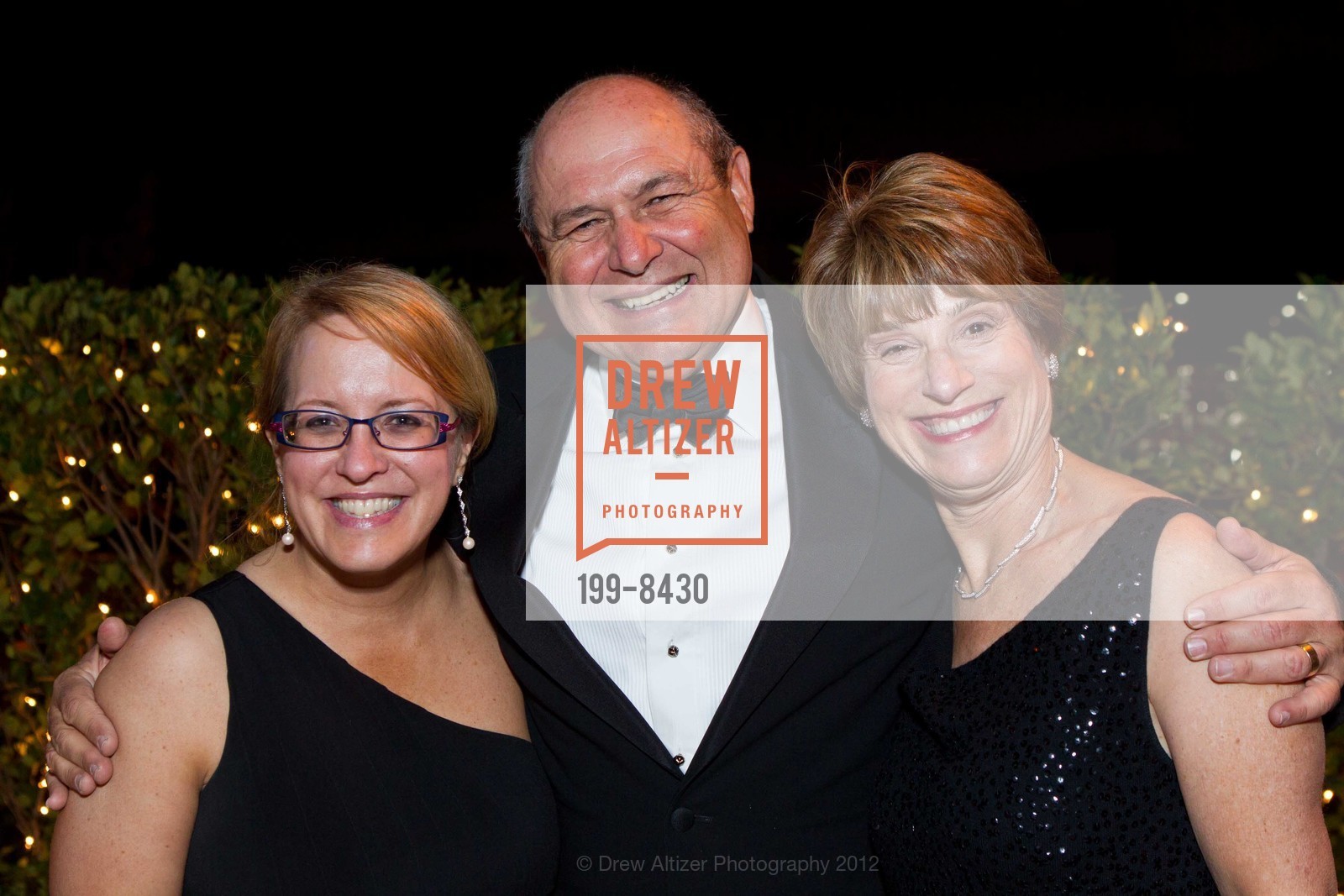 Leanne Mader, Len Unger, Cathy Unger, BOALT HALL'S Centennial Gala, US, November 9th, 2012, Photo #199-8430 Leanne Mader, Len Unger, Cathy Unger, Photo #199-8430