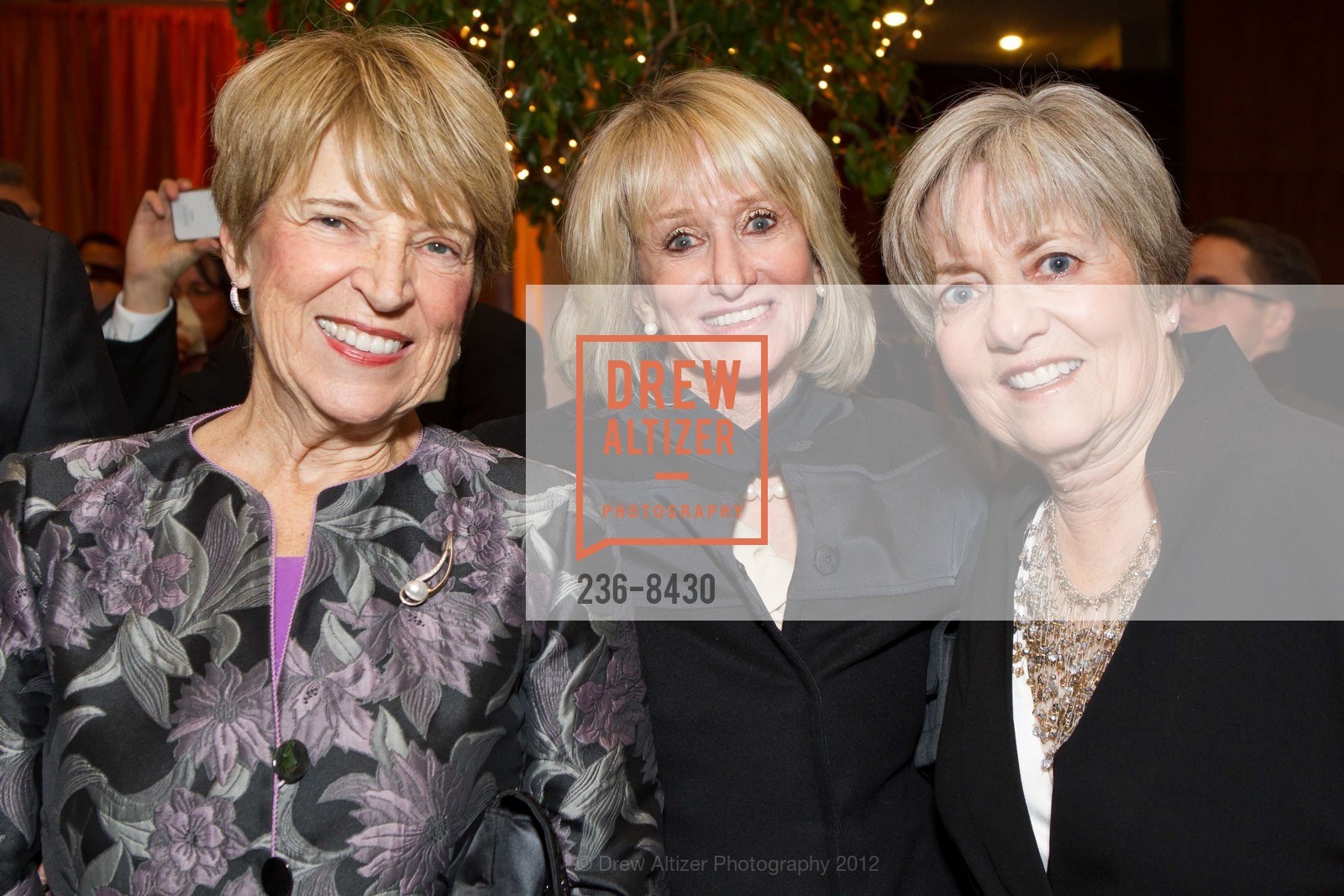 Mary Catherine Birgeneau, Mari Choper, Susan Bertelsen, BOALT HALL'S Centennial Gala, US, November 9th, 2012, Photo #236-8430 Mary Catherine Birgeneau, Mari Choper, Susan Bertelsen, Photo #236-8430