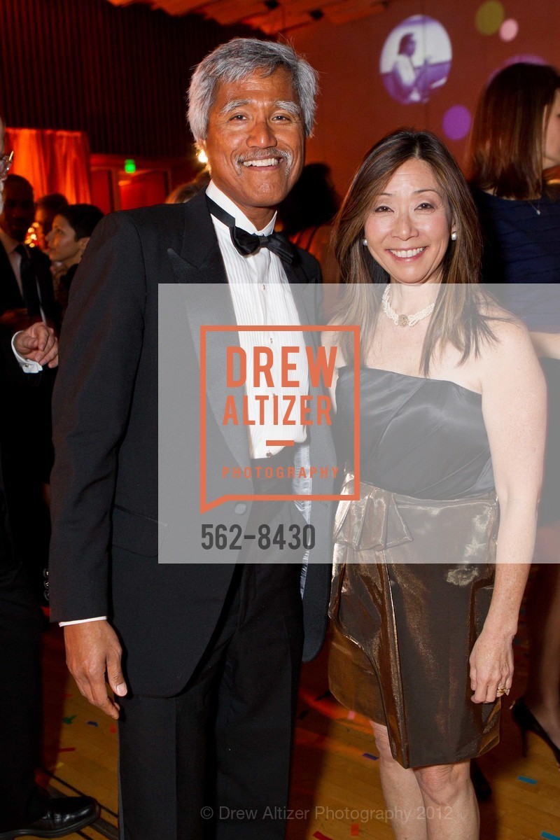 Raymond Ocampo, BOALT HALL'S Centennial Gala, US, November 9th, 2012, Photo #562-8430 Raymond Ocampo, Photo #562-8430