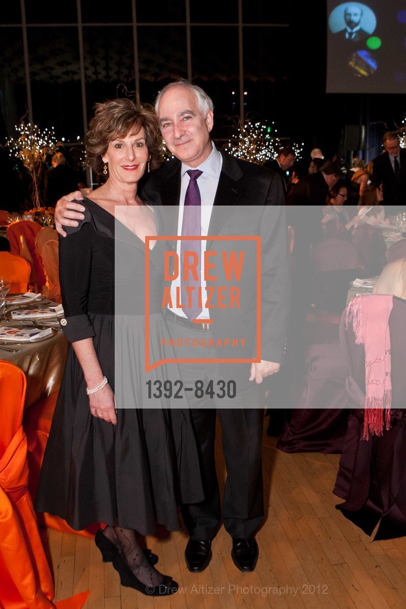 Janet Rubin Fields, Mike Cypers, BOALT HALL'S Centennial Gala, US, November 9th, 2012, Photo #1392-8430 Janet Rubin Fields, Mike Cypers, Photo #1392-8430
