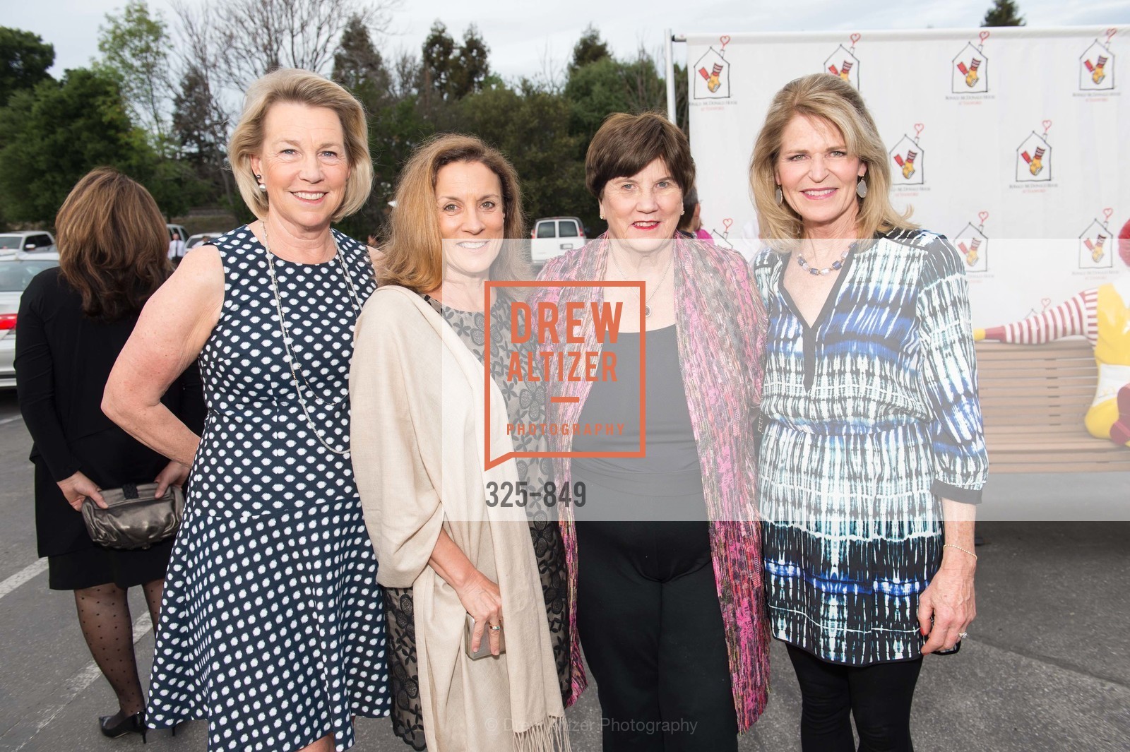 Mary Ann Walter, Sue Foley, Joan Sullivan, Debbie Whelan, Ronald McDonald House Party, US, March 15th, 2015, Photo #325-849 Mary Ann Walter, Sue Foley, Joan Sullivan, Debbie Whelan, Photo #325-849