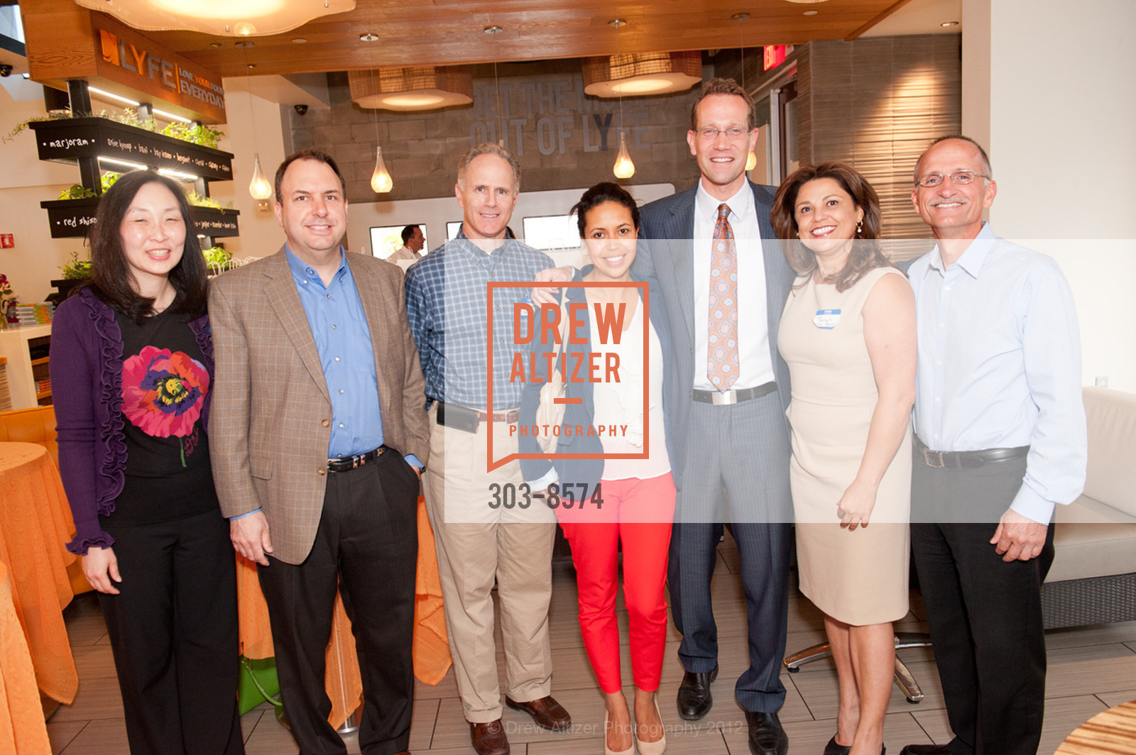 Michael Retka, Mia Simon, Ken DeLeon, Pooneh Fouladi, CLIENT APPRECIATION Dinner at Lyfe Kitchen, Palo Alto, US, May 14th, 2012, Photo #303-8574 Michael Retka, Mia Simon, Ken DeLeon, Pooneh Fouladi, Photo #303-8574