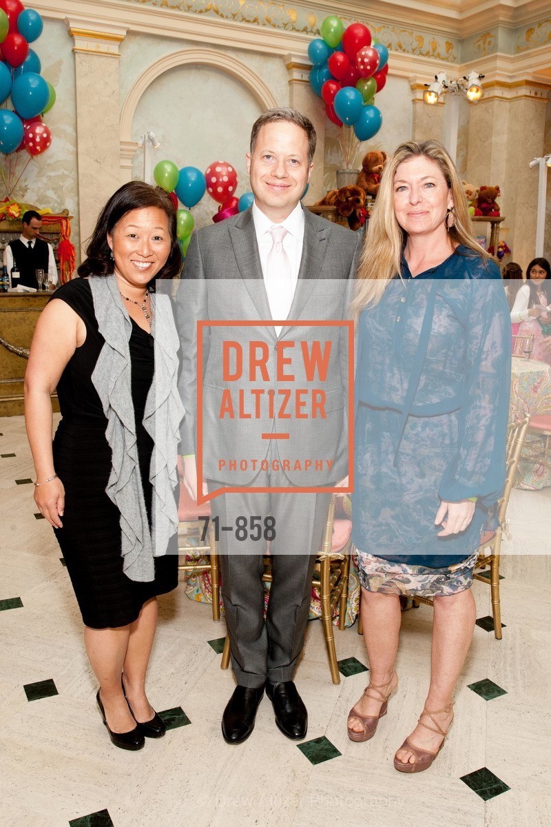 Linda Mathews, Byron Gill, Kirsten Wolf, 2015 Snuggly Soiree benefiting UCSF Benioff Children's Hospital, Private Residence, March 19th, 2015, Photo #71-858 Linda Mathews, Byron Gill, Kirsten Wolf, Photo #71-858