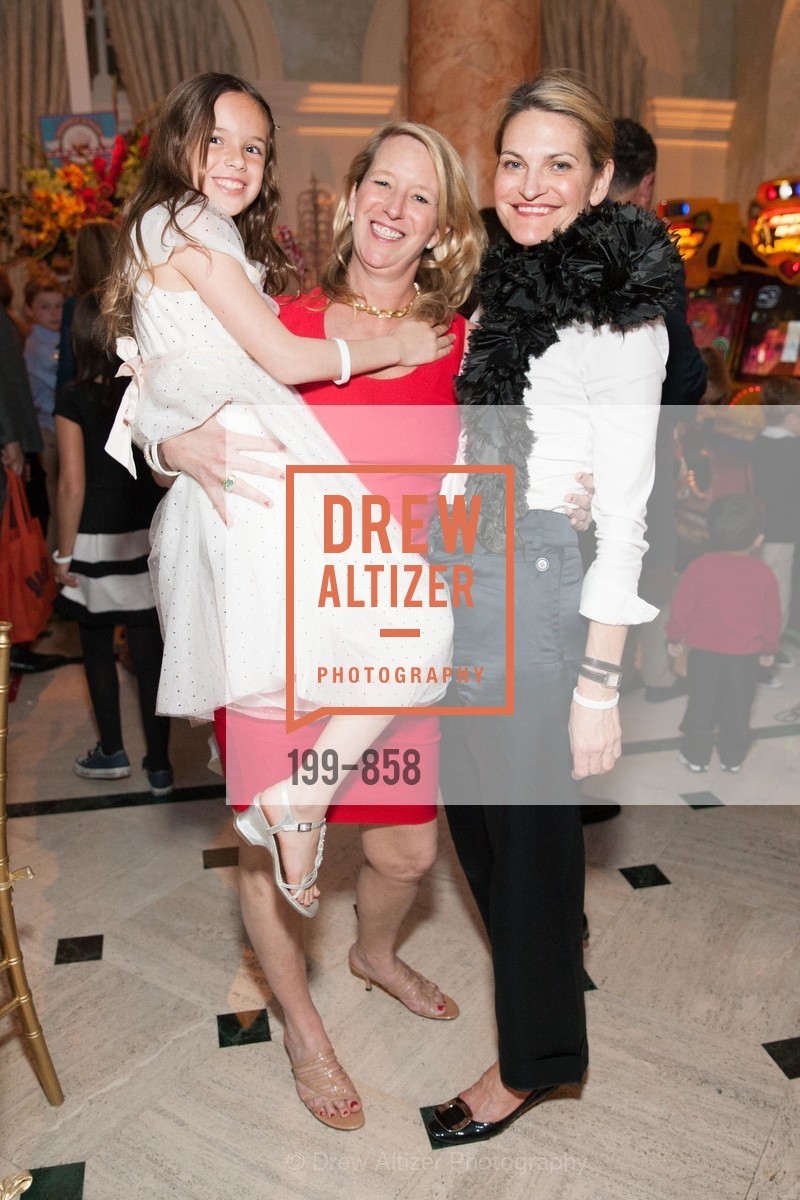 Caroline Funk, Elizabeth Funk, Laura Pacchini, 2015 Snuggly Soiree benefiting UCSF Benioff Children's Hospital, Private Residence, March 19th, 2015, Photo #199-858 Caroline Funk, Elizabeth Funk, Laura Pacchini, Photo #199-858