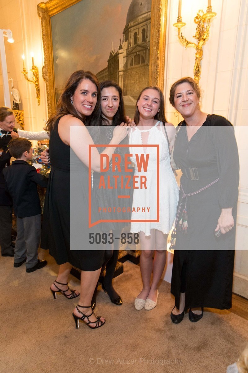 Kelley O'Brien, Madison O'Brien, Madeline Abramson, Anna O'Brien, 2015 Snuggly Soiree benefiting UCSF Benioff Children's Hospital, Private Residence, March 19th, 2015, Photo #5093-858 Kelley O'Brien, Madison O'Brien, Madeline Abramson, Anna O'Brien, Photo #5093-858