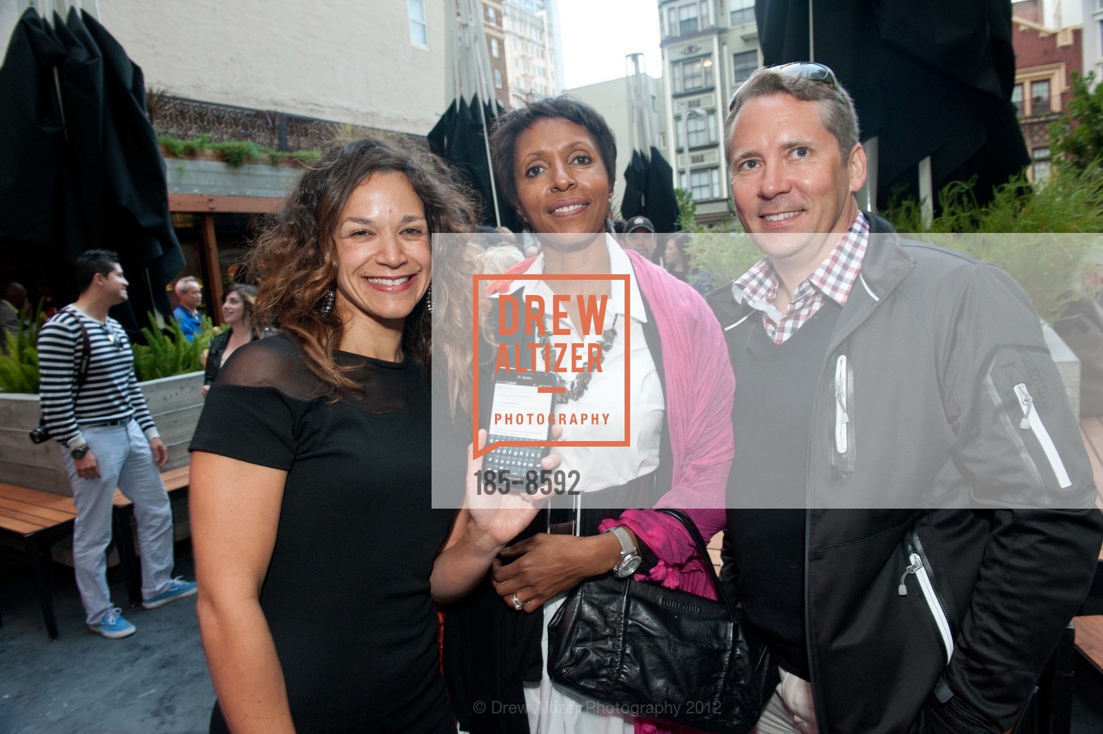 Nadia Bubtana, Peter Medilek, SAMSUNG MOBILE & URBANDADDY present "A Picture Perfect Evening", US, July 26th, 2012, Photo #185-8592 Nadia Bubtana, Peter Medilek, Photo #185-8592