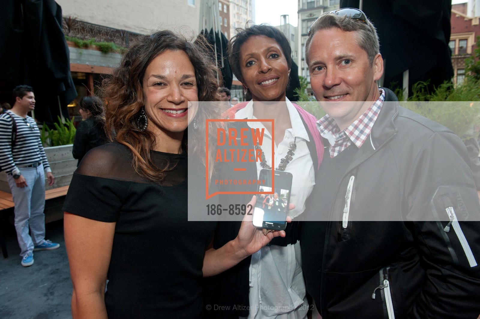 Nadia Bubtana, Eva Medilek, Peter Medilek, SAMSUNG MOBILE & URBANDADDY present "A Picture Perfect Evening", US, July 26th, 2012, Photo #186-8592 Nadia Bubtana, Eva Medilek, Peter Medilek, Photo #186-8592