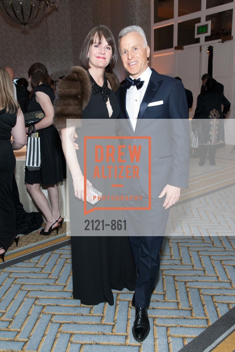 Sheila Peace, Gary Peace, Junior League of San Francisco 89th Annual Fashion Show Gala, US, March 21st, 2015, Photo #2121-861 Sheila Peace, Gary Peace, Photo #2121-861