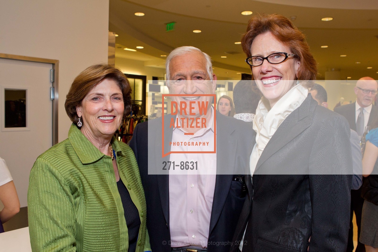 Sandra Orsi, Bernie Orsi, MeMe Pederson, Photo #271-8631