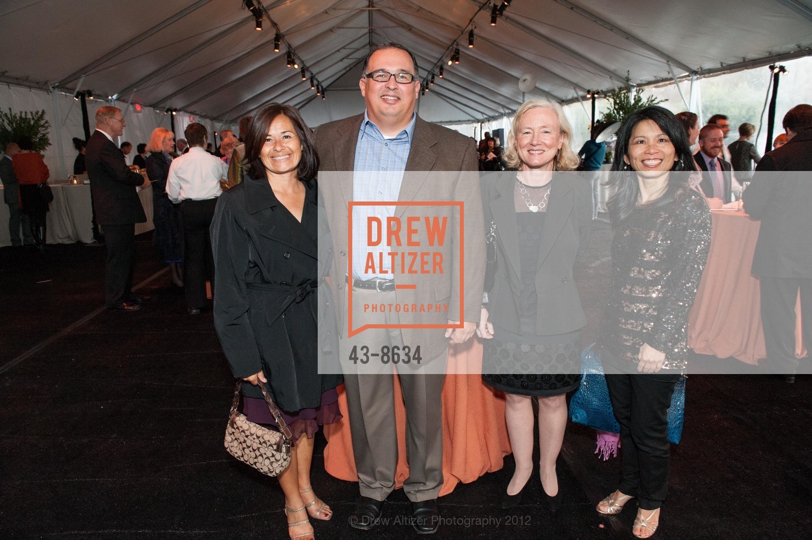 Eileen Piker, Elisa Wong, San Francisco and Marin Food Banks' 25th Anniversary Gala, US, October 20th, 2012, Photo #43-8634 Eileen Piker, Elisa Wong, Photo #43-8634