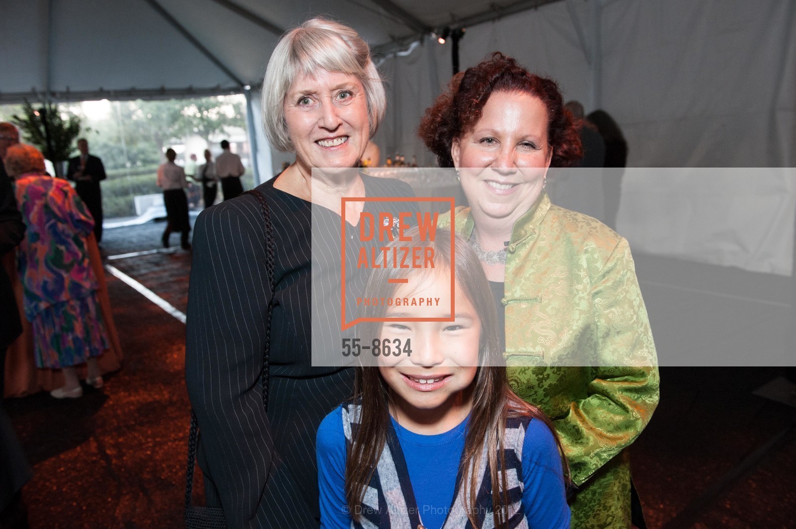 Penny Dennenberg, Shari Freedman, Rachel Freedman, San Francisco and Marin Food Banks' 25th Anniversary Gala, US, October 20th, 2012, Photo #55-8634 Penny Dennenberg, Shari Freedman, Rachel Freedman, Photo #55-8634