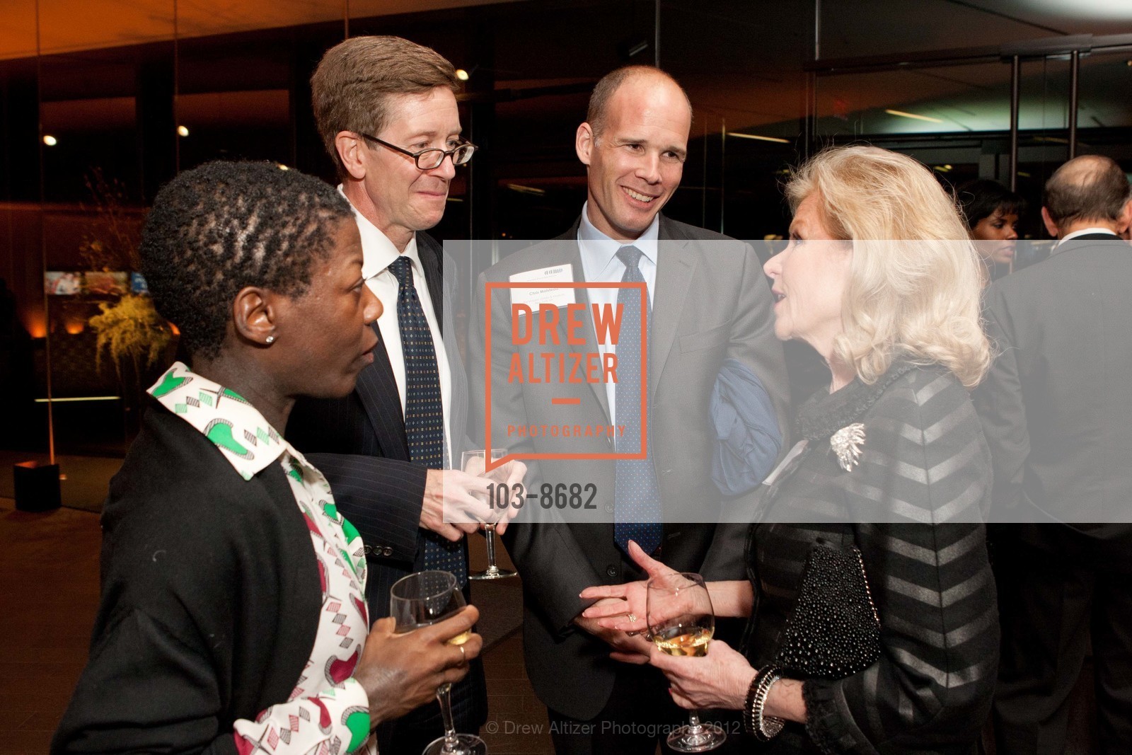 Thelma Golden, Bill Griswold, Chris Malstead, Dede Wilsey, Dinner for the Association of Art Museum Directors (AAMD), US, January 16th, 2012, Photo #103-8682 Thelma Golden, Bill Griswold, Chris Malstead, Dede Wilsey, Photo #103-8682