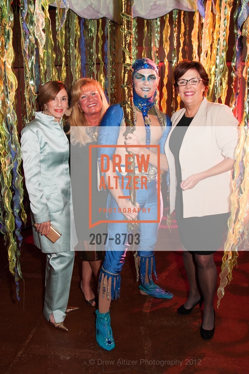 Marsha Monro, Susan Niello, Matthew Richardson, Sue Rinetti, Photo #207-8703