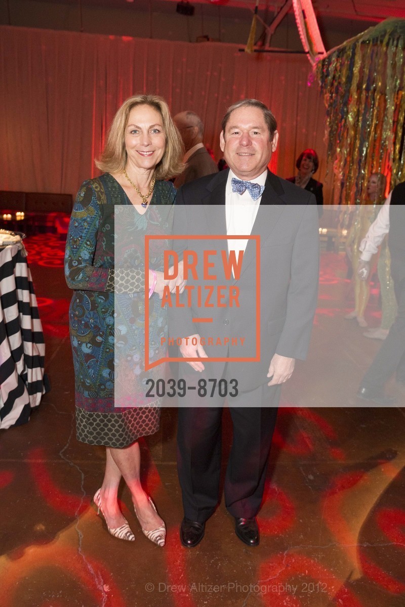 Lisa Gruber, David Gruber, CIRQUE DU SOIREE, UCSF Partners in Care Inaugural Signature Fundraiser, US, November 15th, 2012, Photo #2039-8703 Lisa Gruber, David Gruber, Photo #2039-8703