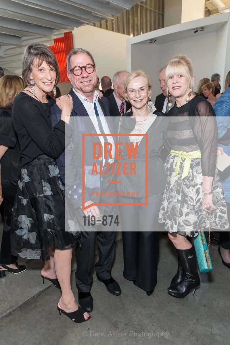 Ann Jones, Gary Hutton, Judy Timken, Susan Chastain, Black is the New Black: CCA Gala Alumni Fashion Show, US, March 26th, 2015, Photo #119-874 Ann Jones, Gary Hutton, Judy Timken, Susan Chastain, Photo #119-874