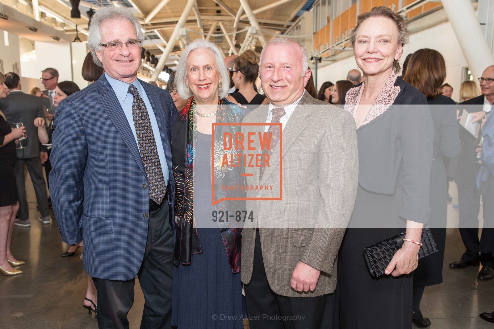 David Kirshman, Deborah Kirshman, Ken Tanter, Dee Hoover, Black is the New Black: CCA Gala Alumni Fashion Show, US, March 26th, 2015, Photo #921-874 David Kirshman, Deborah Kirshman, Ken Tanter, Dee Hoover, Photo #921-874