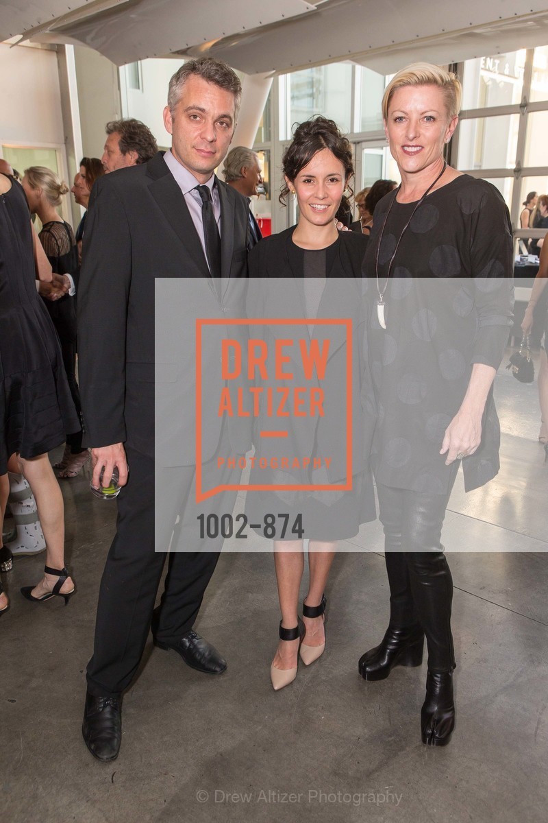 Anthony Huberman, Juana Berrio, Carlie Wilmans, Black is the New Black: CCA Gala Alumni Fashion Show, US, March 26th, 2015, Photo #1002-874 Anthony Huberman, Juana Berrio, Carlie Wilmans, Photo #1002-874