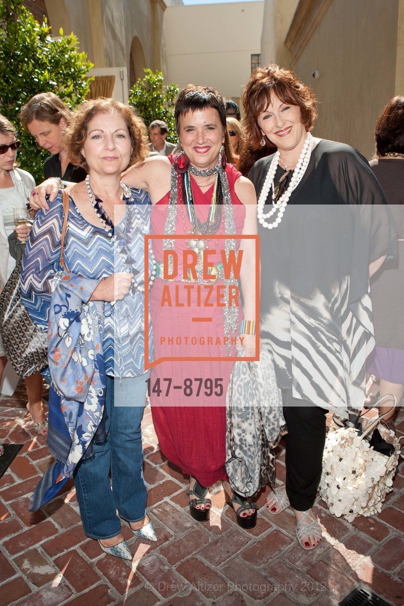 JoAnne Finkelstein, Eve Ensler, Roxanne Deblauwe, V-DAY Benefit Sunday Supper & Campaign Ritual, US, June 24th, 2012, Photo #147-8795 JoAnne Finkelstein, Eve Ensler, Roxanne Deblauwe, Photo #147-8795