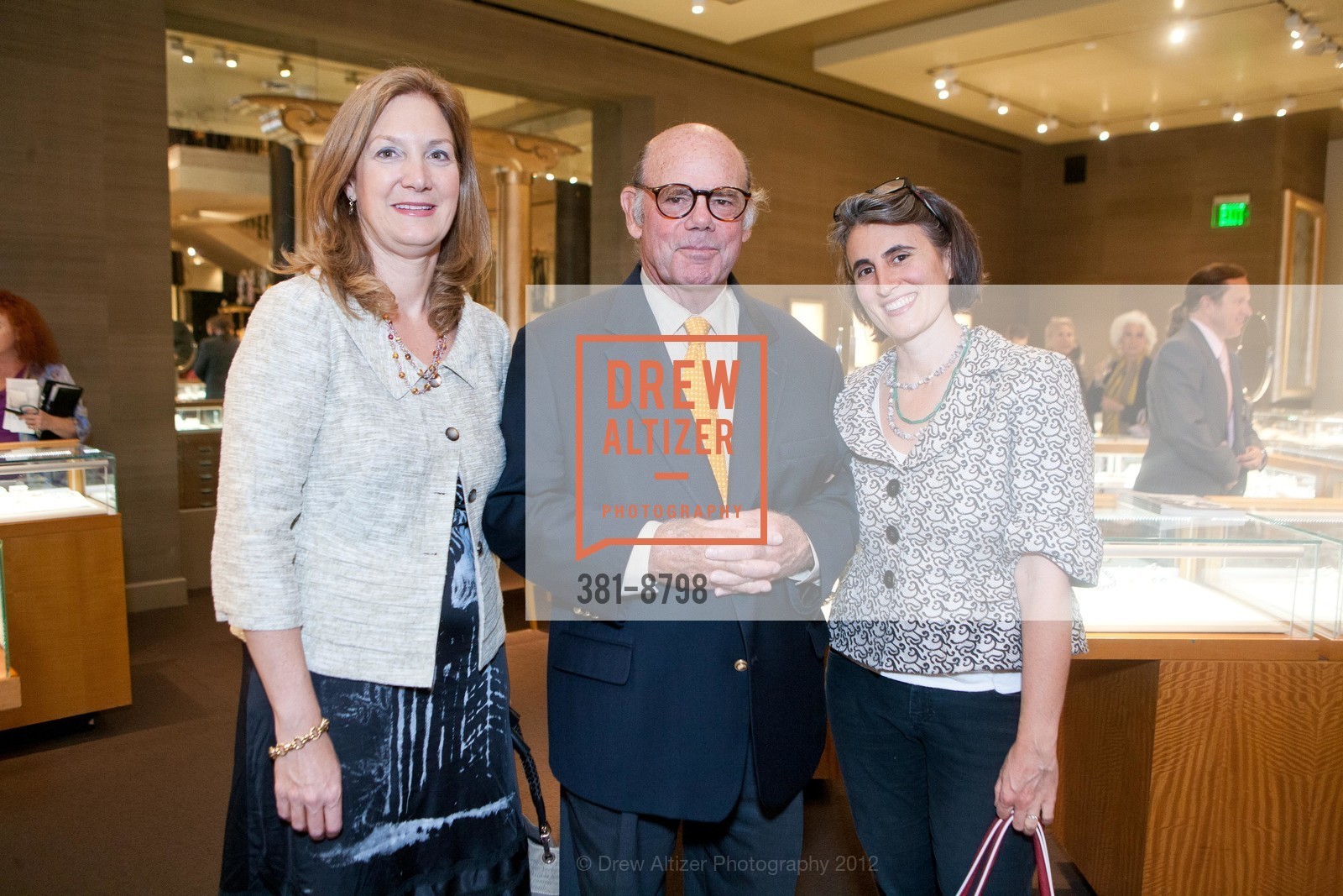 Brooke WEntz, Richard Theriot, Aleka Skouras, GUMPS Hosts Cocktail Party for Fortuny Interiors with Authors Erik Kvalsvik and Brian D. Coleman, Gumps. 135 Post Street, September 20th, 2012, Photo #381-8798 Brooke WEntz, Richard Theriot, Aleka Skouras, Photo #381-8798