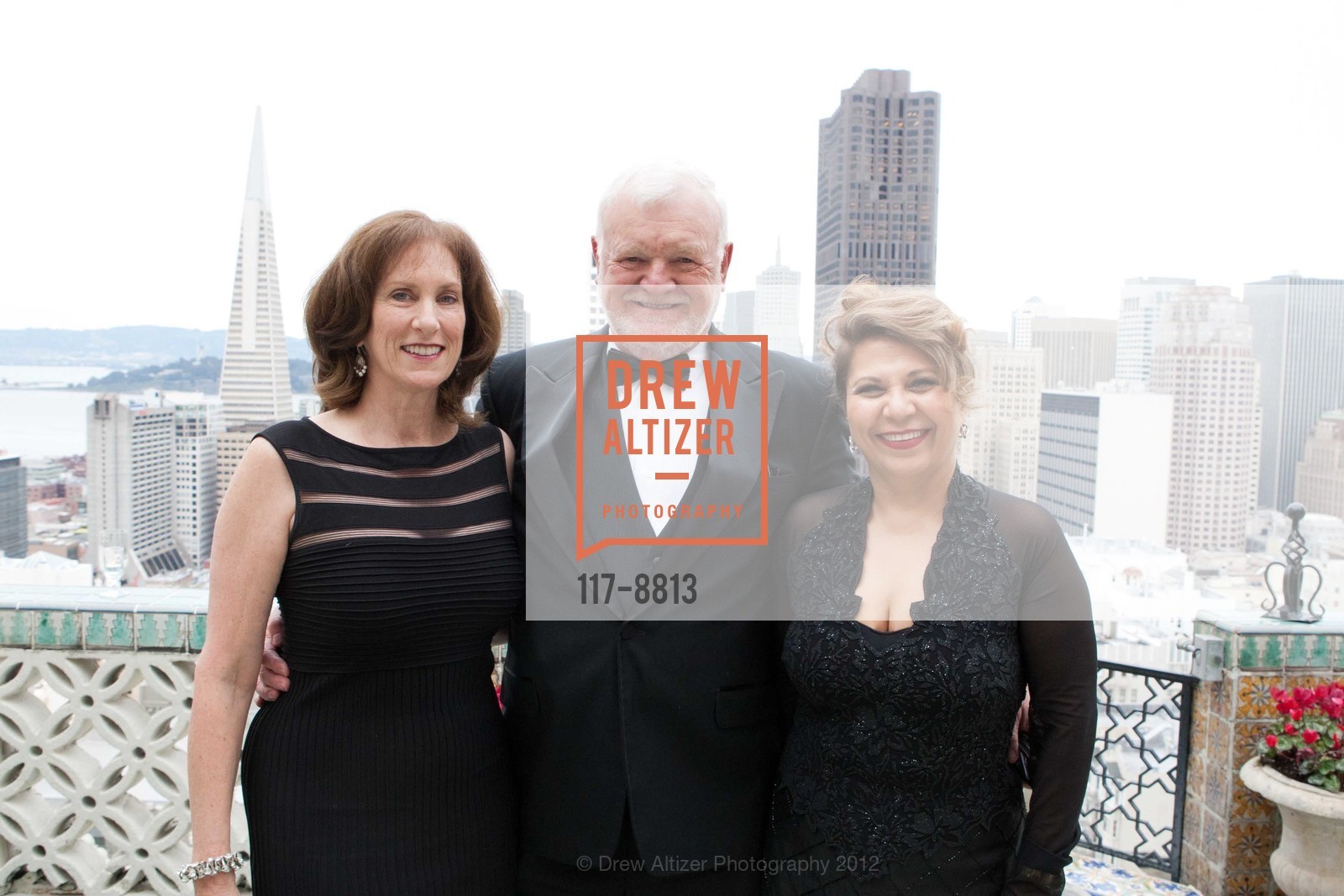 Suzanne Ashton, Geoffrey Ashton, Mahla Shaghafi, SAN FRANCISCO OPERA GUILD Spring Gala 2012, An Evening of Enchantment honoring Nathan Gunn and Mozart's The Magic Flute, US, March 23rd, 2012, Photo #117-8813 Suzanne Ashton, Geoffrey Ashton, Mahla Shaghafi, Photo #117-8813