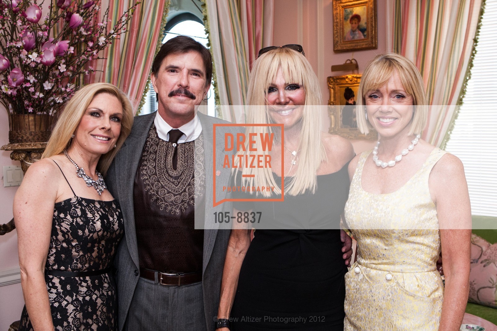 Jacqueline Jacoby, John Rosin, Elisabeth Laurence, Diane Rubin, Opera Ball Pre-Party hosted by Mrs. Alfred S. Wilsey in Celebration of SAN FRANCISCO OPERA'S 90th Anniversary, US, May 30th, 2012, Photo #105-8837 Jacqueline Jacoby, John Rosin, Elisabeth Laurence, Diane Rubin, Photo #105-8837