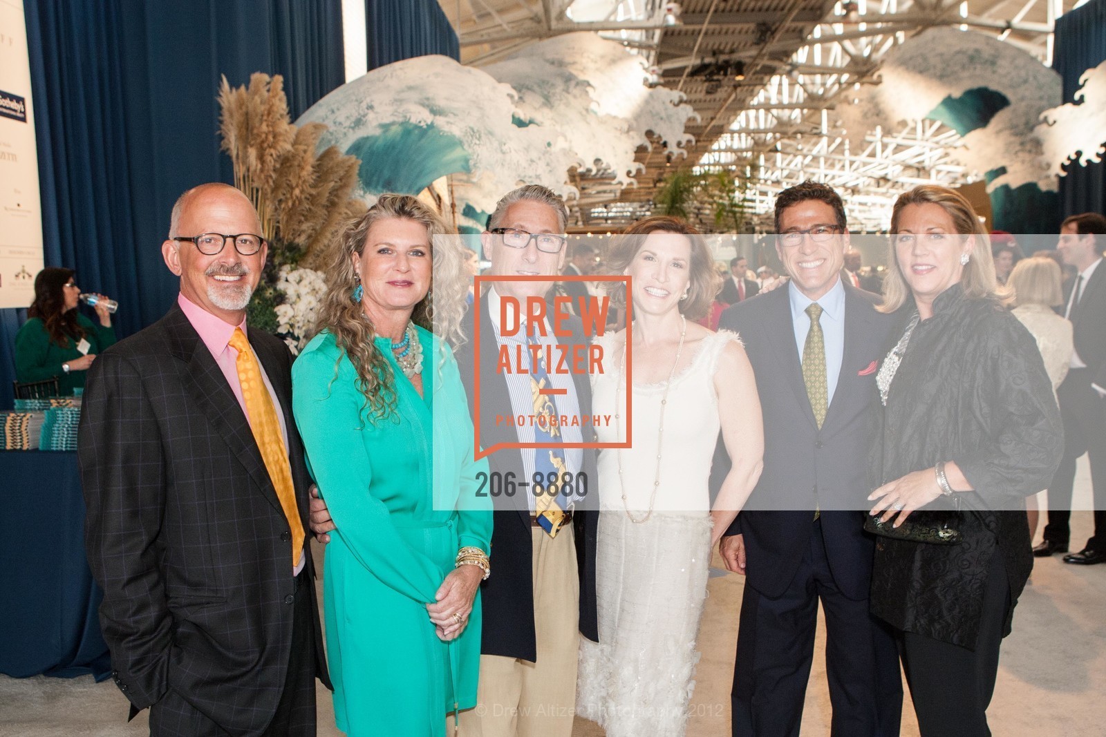 Andrew Fisher, Shirley Robinson, Jay van Dorn, Maria Quiros, Jeffrey Weissman, Suzanne Tucker, The San Francisco Fall Antiques Show, US, October 24th, 2012, Photo #206-8880 Andrew Fisher, Shirley Robinson, Jay van Dorn, Maria Quiros, Jeffrey Weissman, Suzanne Tucker, Photo #206-8880