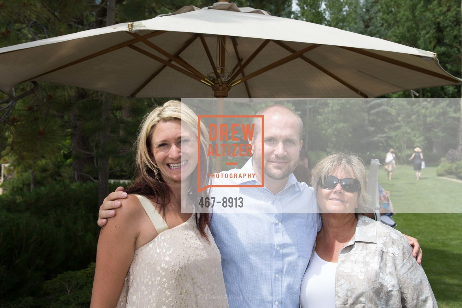 Darcie Collins, Luke Giordano, Linda Goodman, Saks Fifth Avenue and The League to Save Lake Tahoe present Oscar de la Renta Resort 2013 Collection, US, August 4th, 2012, Photo #467-8913 Darcie Collins, Luke Giordano, Linda Goodman, Photo #467-8913