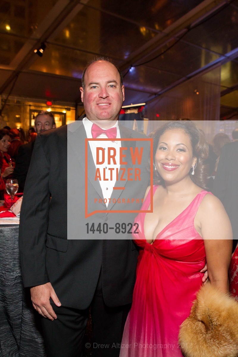 Matt Harold, Laura Miller, 2012 RED CROSS GALA on Union Square, US, March 4th, 2012, Photo #1440-8922 Matt Harold, Laura Miller, Photo #1440-8922