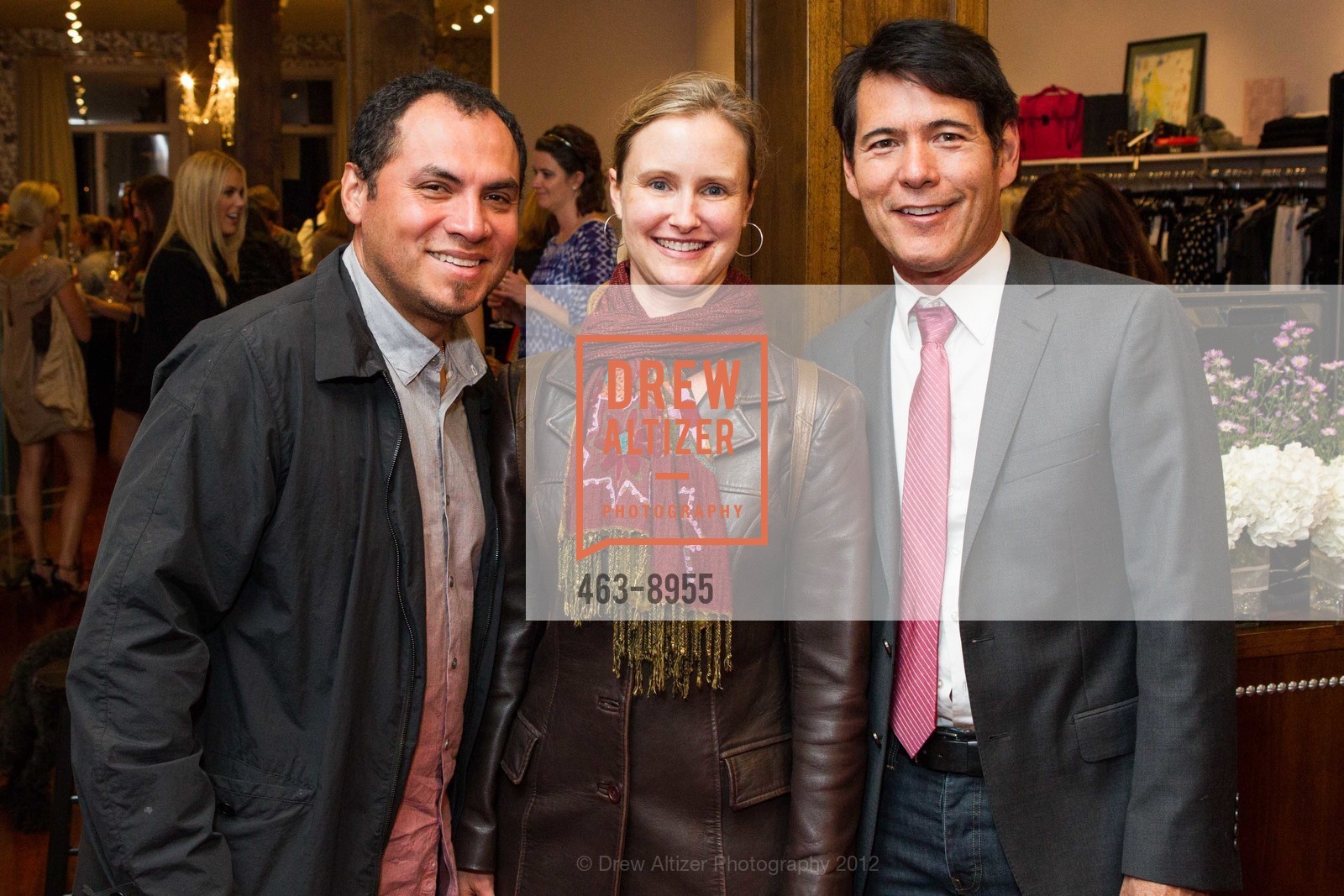 Al Simball, Nicole Martin, Lee Smith, PHILANTHROPIST BOUTIQUE Hosts Reception Benefitting Humane Society of the United States and San Francisco SPCA, Philanthropist Boutique. 3571 Sacramento Street, September 6th, 2012, Photo #463-8955 Al Simball, Nicole Martin, Lee Smith, Photo #463-8955