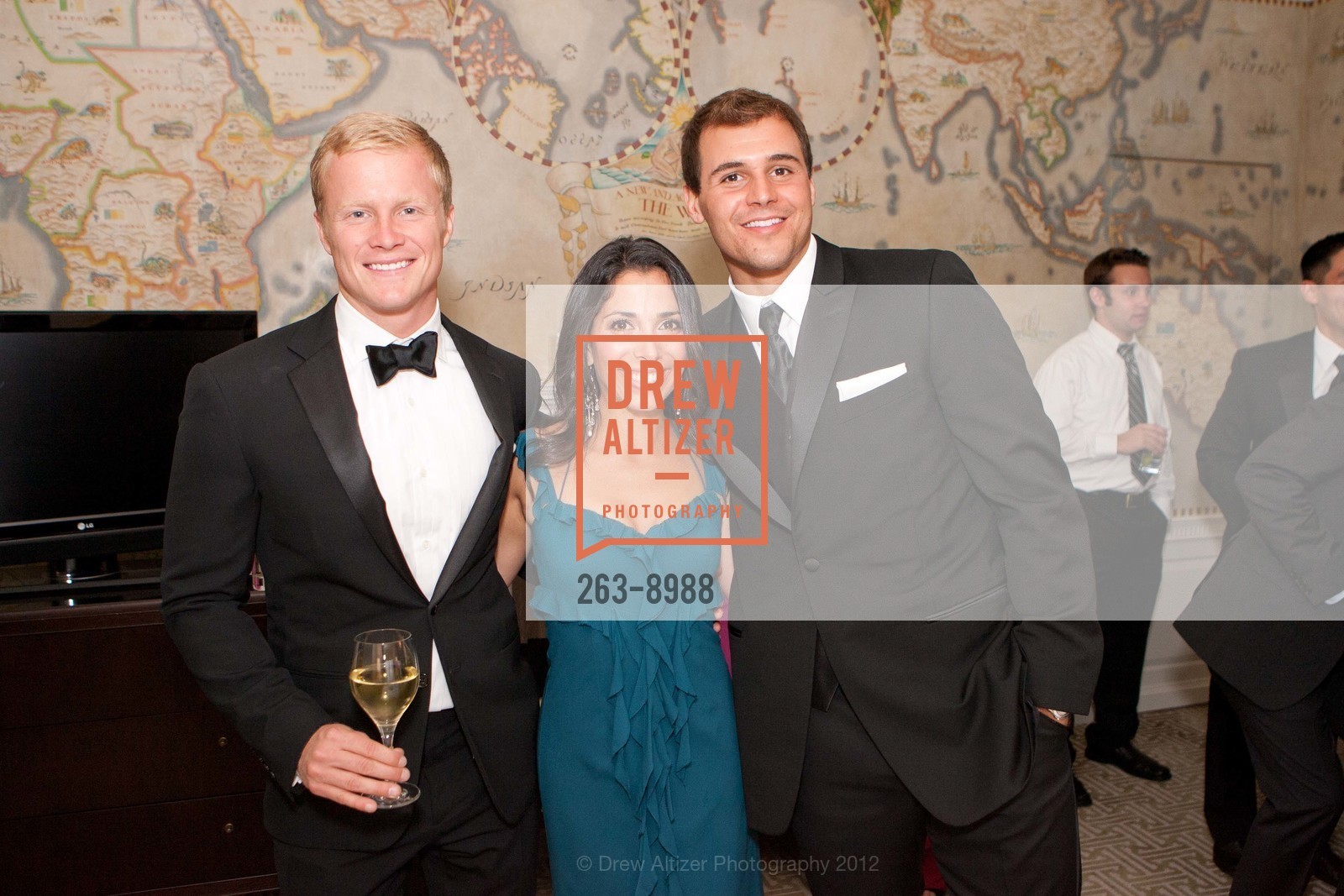 Matthew Dallen, Elise Pfeiffer, Cory Worzala, SPINSTERS OF SAN FRANCISCO Annual Ball, US, June 23rd, 2012, Photo #263-8988 Matthew Dallen, Elise Pfeiffer, Cory Worzala, Photo #263-8988