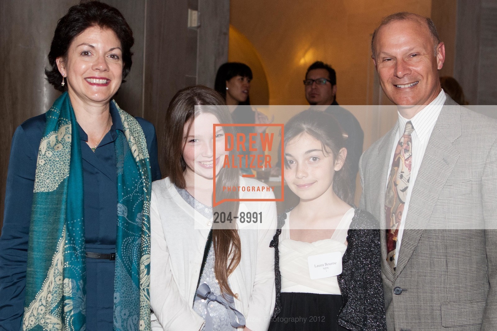 Megan Bourne, Aine Friel, Laura Bourne, Bruce Bourne, Donor Opening Cocktail Reception: ROYAL TREASURE ROM THE LOUVRE, US, November 15th, 2012, Photo #204-8991 Megan Bourne, Aine Friel, Laura Bourne, Bruce Bourne, Photo #204-8991