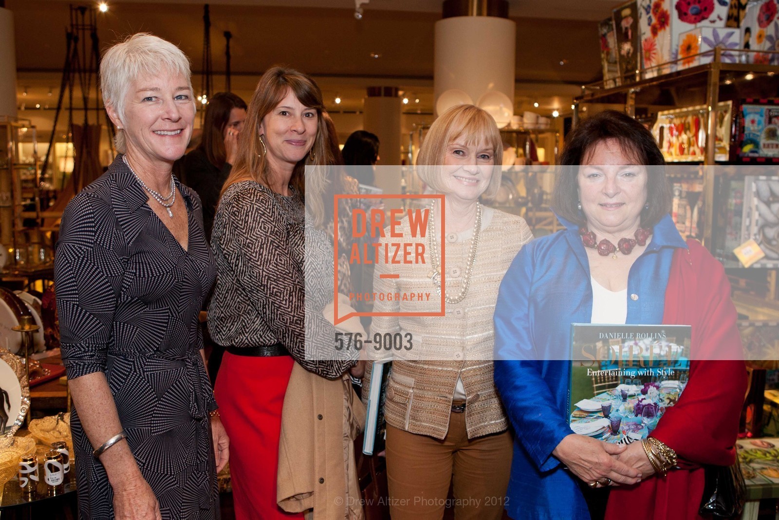 Maggie Krill, Leslie Hawkins, Catherine Goodman, MJ McKleroy, GUMPS/Danielle Rollins, Soiree: Entertaining With Style Book Signing, US, October 25th, 2012, Photo #576-9003 Maggie Krill, Leslie Hawkins, Catherine Goodman, MJ McKleroy, Photo #576-9003