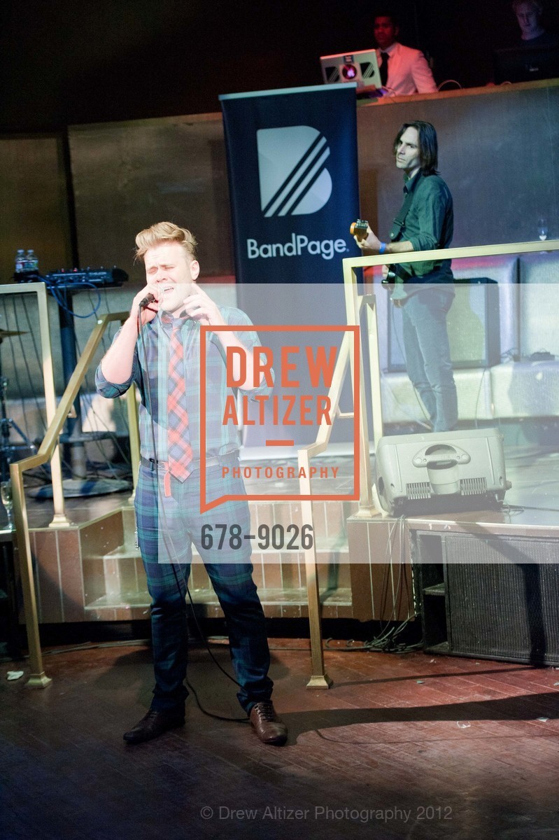 Performance By Daniel Bedingfield, Photo #678-9026