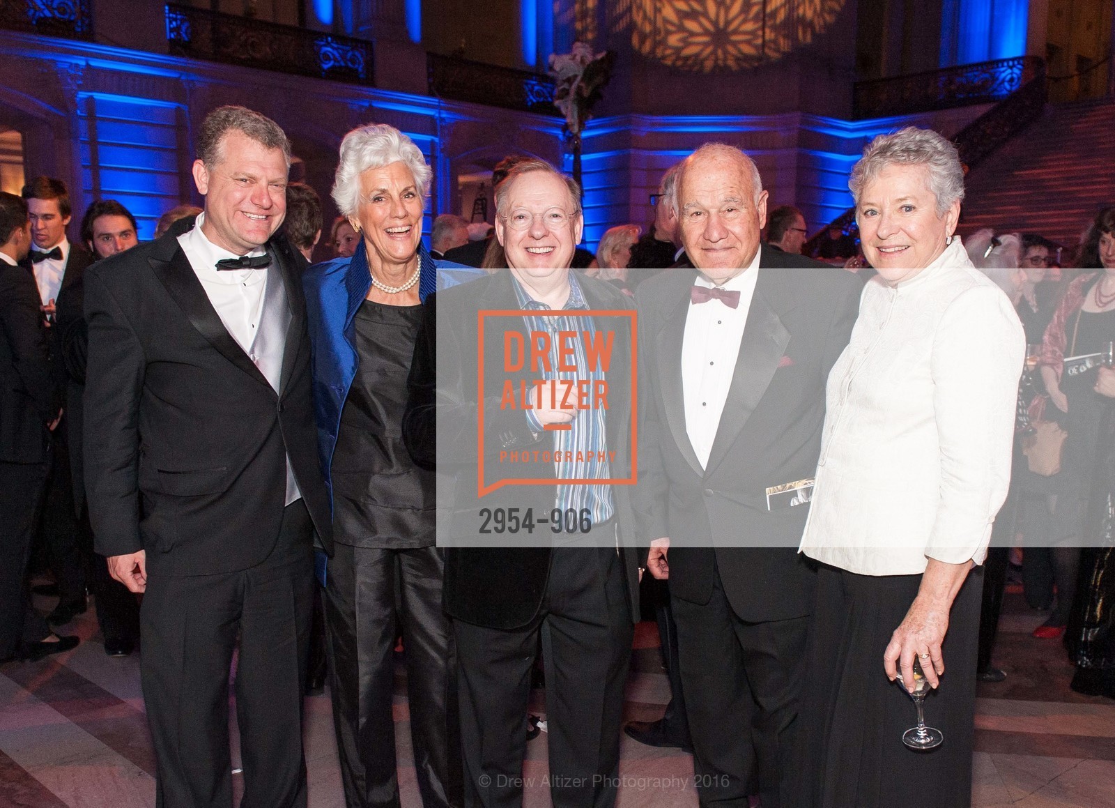 Jonathan Gifford, Betsy Gifford, Nicholas McGegan, Sheldon Breiner, Mimi Breiner, Philharmonia Baroque Orchestra Presents The Nicholas McGegan 30th Anniversary Gala, City Hall. 1 Dr Carlton B Goodlett Pl, February 11th, 2016, Photo #2954-906 Jonathan Gifford, Betsy Gifford, Nicholas McGegan, Sheldon Breiner, Mimi Breiner, Photo #2954-906