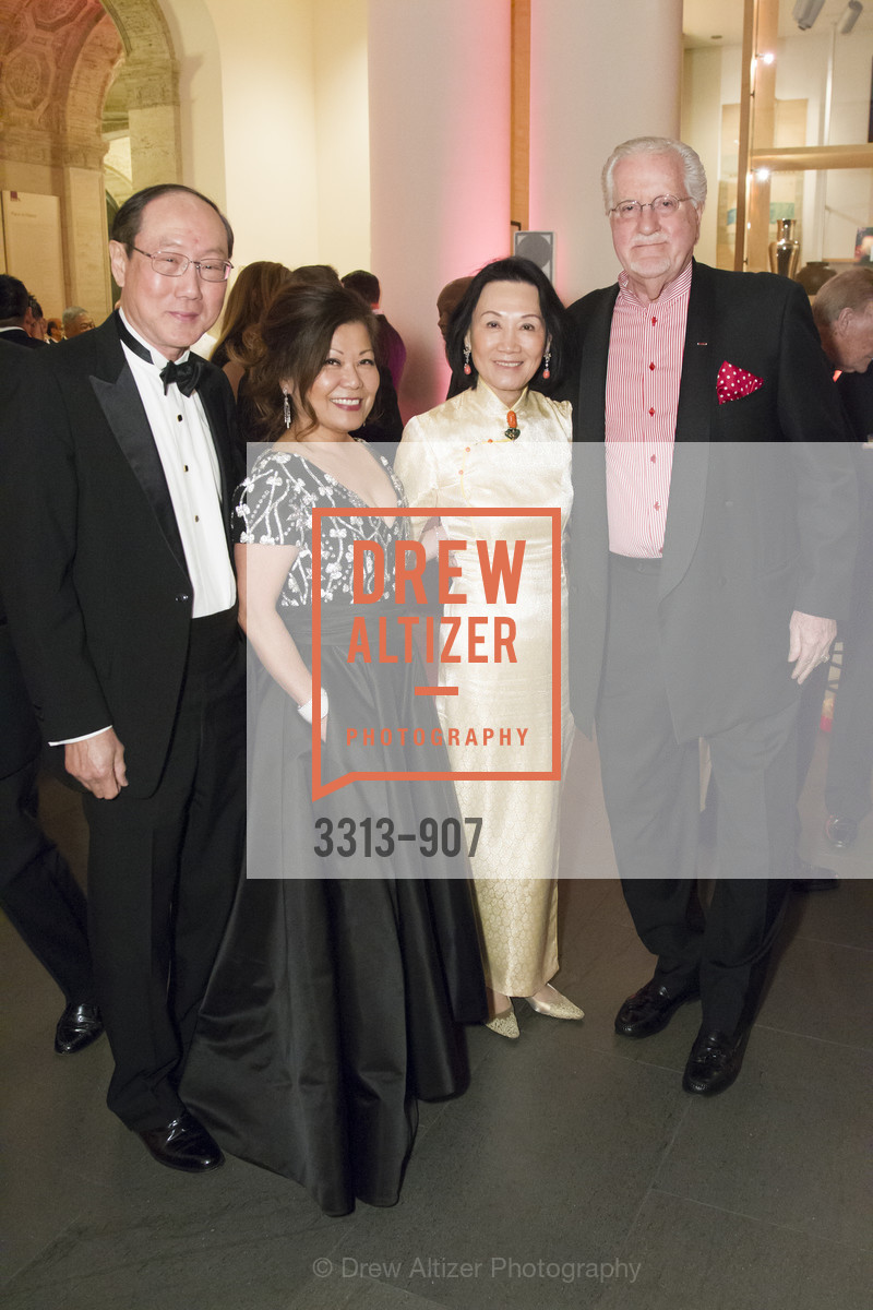 Mike Chen, Nanci Nishimura, Iris Chen, Joe Crotchett, Photo #3313-907