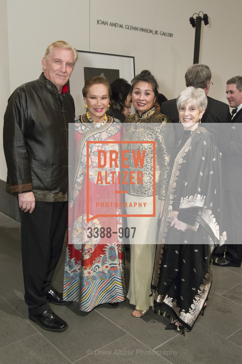 George Norton, Martha Hertelendy, Margaret Collard, Nancy Livingston, The Asian Art Museum of San Francisco 50th Anniversary Gala, Multiple, November 17th, 2019, Photo #3388-907 George Norton, Martha Hertelendy, Margaret Collard, Nancy Livingston, Photo #3388-907