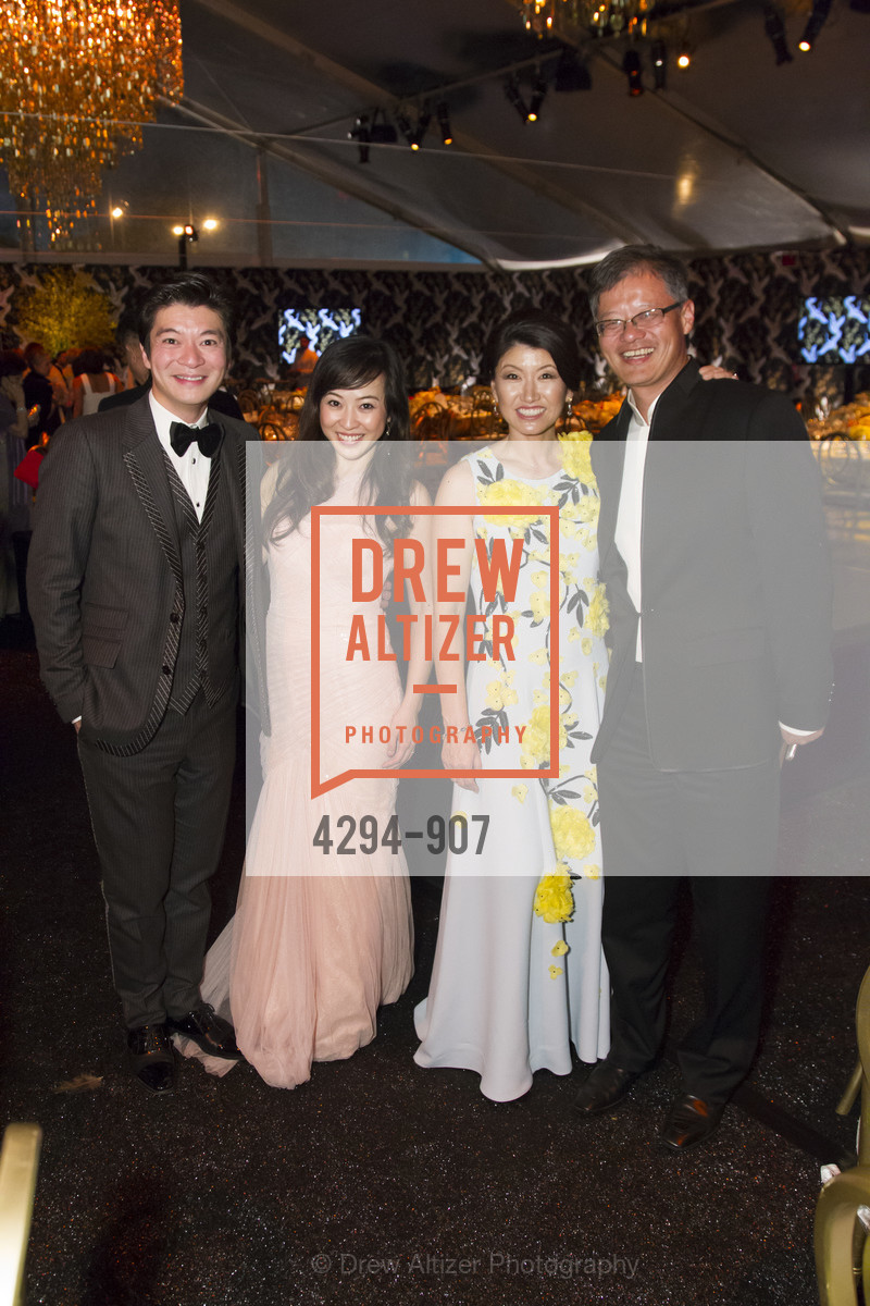 Andrew Chung, Coral Chung, Akiko Yamazaki, Jerry Yang, Photo #4294-907