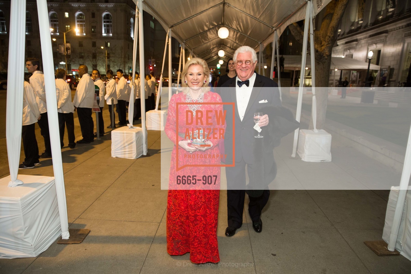 Dede Wilsey, Bob Hill, Photo #6665-907