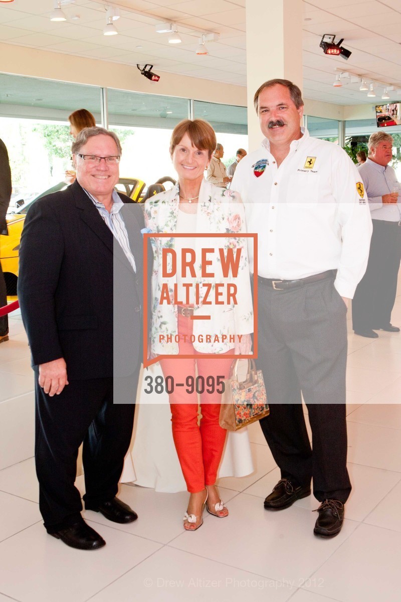 Russell Perry, Susan Perry, Kevin Enderby, FERRARI Event in Palo Alto with LUCA DI MONTEZEMOLO, US, April 24th, 2012, Photo #380-9095 Russell Perry, Susan Perry, Kevin Enderby, Photo #380-9095