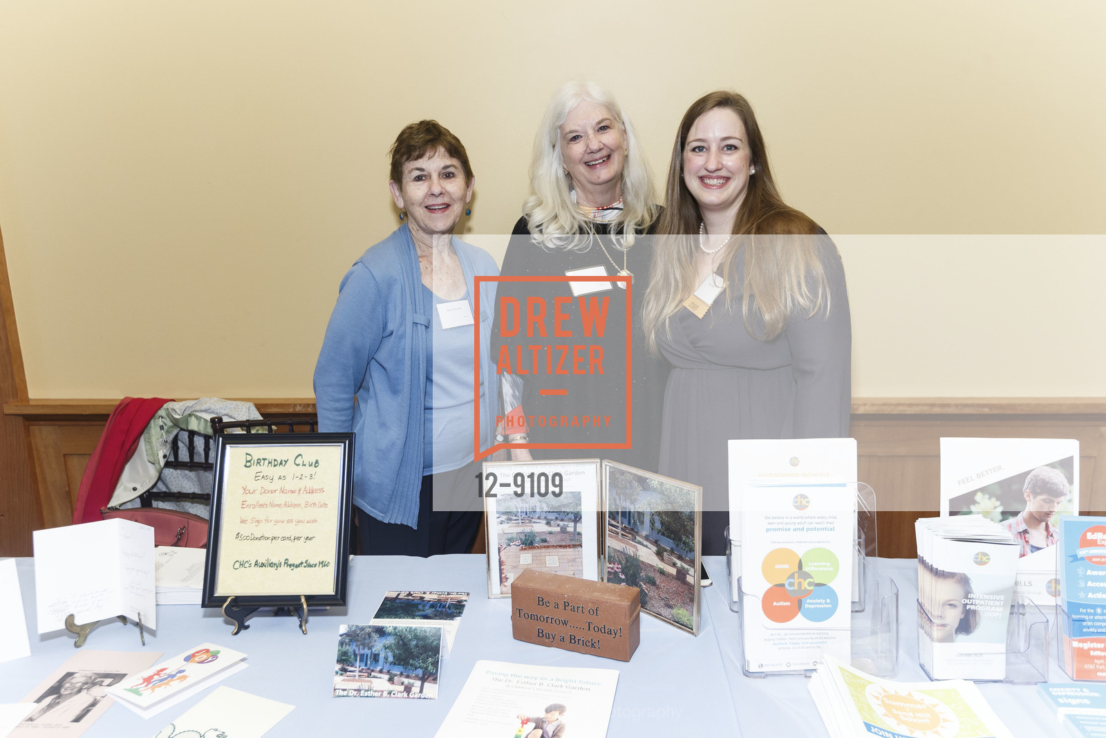 Nancy Schumacher, Diane Bottoms, Taylor Zisman, The 2018 CHC Breakfast, Sharon Heights Golf and Country Club, Photo #12-9109 Nancy Schumacher, Diane Bottoms, Taylor Zisman, Photo #12-9109