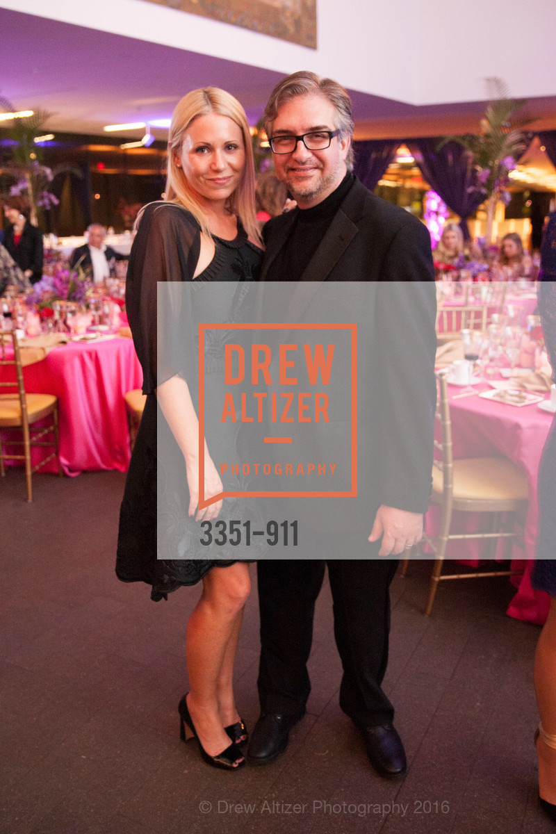 Dana Carney, James Palczynski, Heart to Heart, de Young Museum. 50 Hagiwara Tea Garden Dr, San Francisco, CA 94118, February 13th, 2016, Photo #3351-911 Dana Carney, James Palczynski, Photo #3351-911