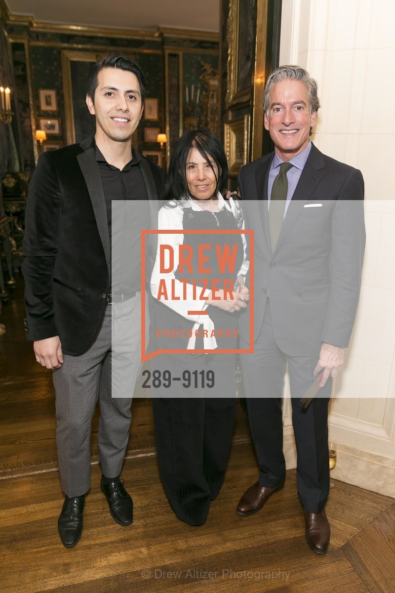 Carlos Roca, Margie Rogerson, David Diaz, The Glogau Teddy Bear Rescue Fund's Snuggly Soiree, Private Residence, Photo #289-9119 Carlos Roca, Margie Rogerson, David Diaz, Photo #289-9119