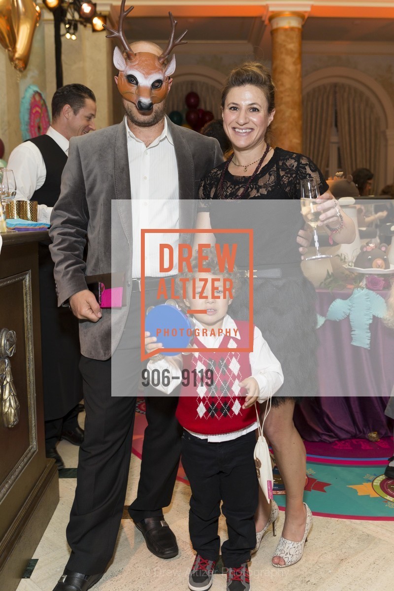 Dimitri Zilberstein, Zeb Zilberstein, Eileen Prywes, The Glogau Teddy Bear Rescue Fund's Snuggly Soiree, Private Residence, Photo #906-9119 Dimitri Zilberstein, Zeb Zilberstein, Eileen Prywes, Photo #906-9119
