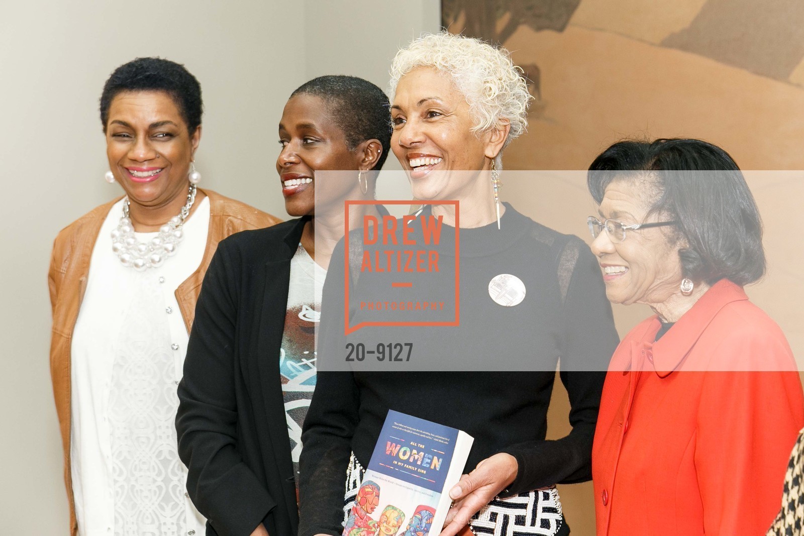 Lin Robertson, Natalie Baszile, Deborah Santana, Belva Davis, All the Women in My Family Sing Book Party at the De Young, De Young Museum. 50 Hagiwara Tea Garden Drive, March 25th, 2018, Photo #20-9127 Lin Robertson, Natalie Baszile, Deborah Santana, Belva Davis, Photo #20-9127