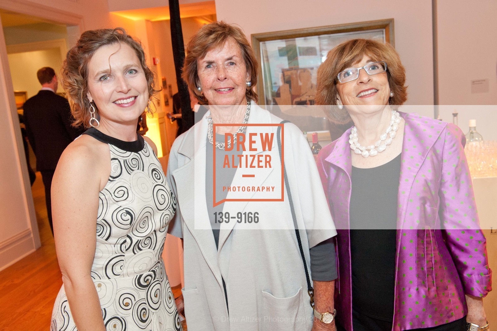 Jessica Hough, Charlene Harvey, Sue Molinari, CALIFORNIA HISTORICAL SOCIETY Reception Honoring Congresswoman Nancy Pelosi, US, August 7th, 2012, Photo #139-9166 Jessica Hough, Charlene Harvey, Sue Molinari, Photo #139-9166